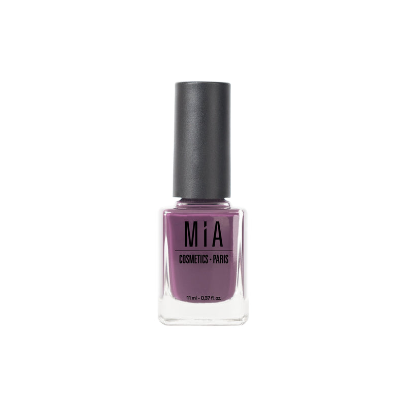 ESMALTE DE UÑAS RAISIN 1941 MIA